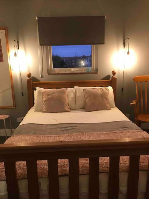 フェリックストウ Stoneleigh Bed & Breakfast エクステリア 写真