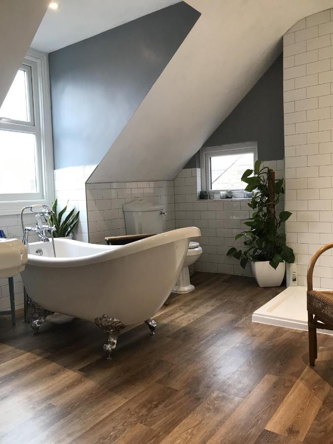 フェリックストウ Stoneleigh Bed & Breakfast エクステリア 写真