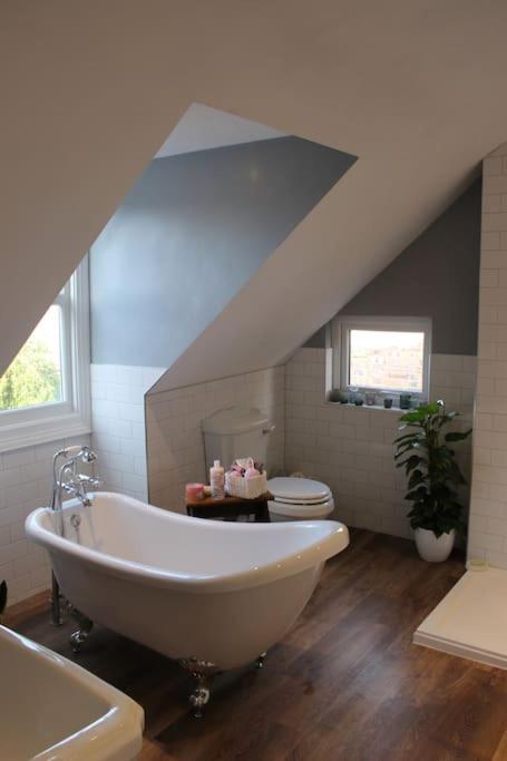 フェリックストウ Stoneleigh Bed & Breakfast エクステリア 写真