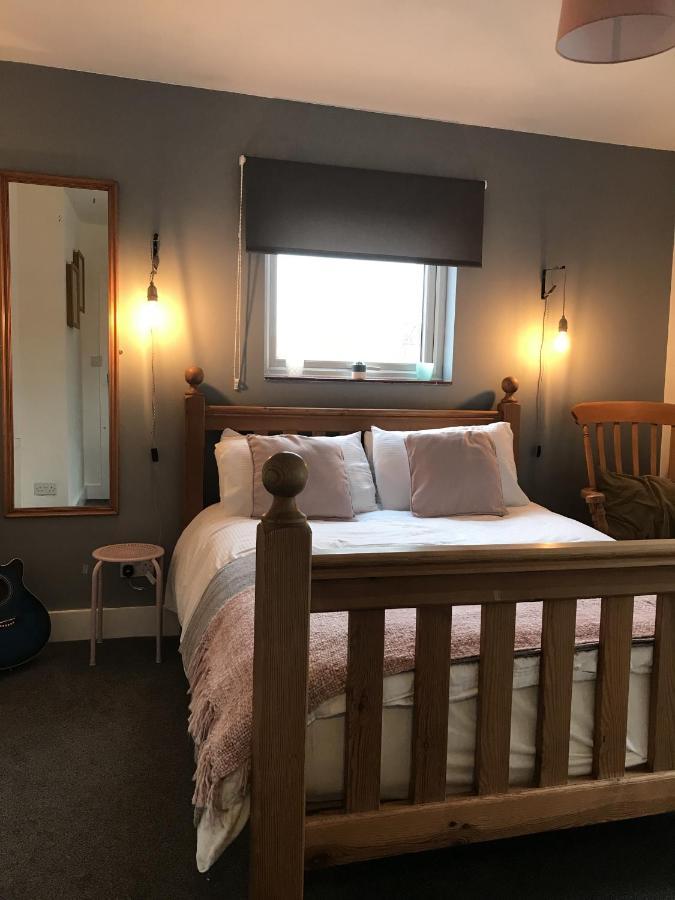 フェリックストウ Stoneleigh Bed & Breakfast エクステリア 写真