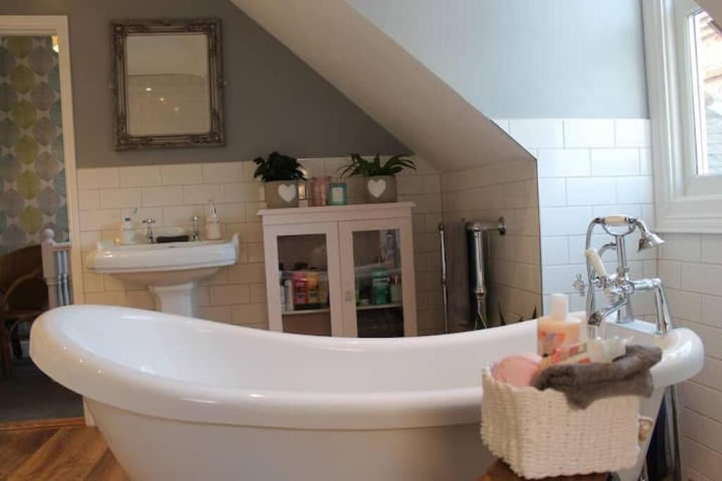 フェリックストウ Stoneleigh Bed & Breakfast エクステリア 写真